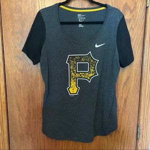 Pittsburgh Pirates Nike T-Shirt Women's XL